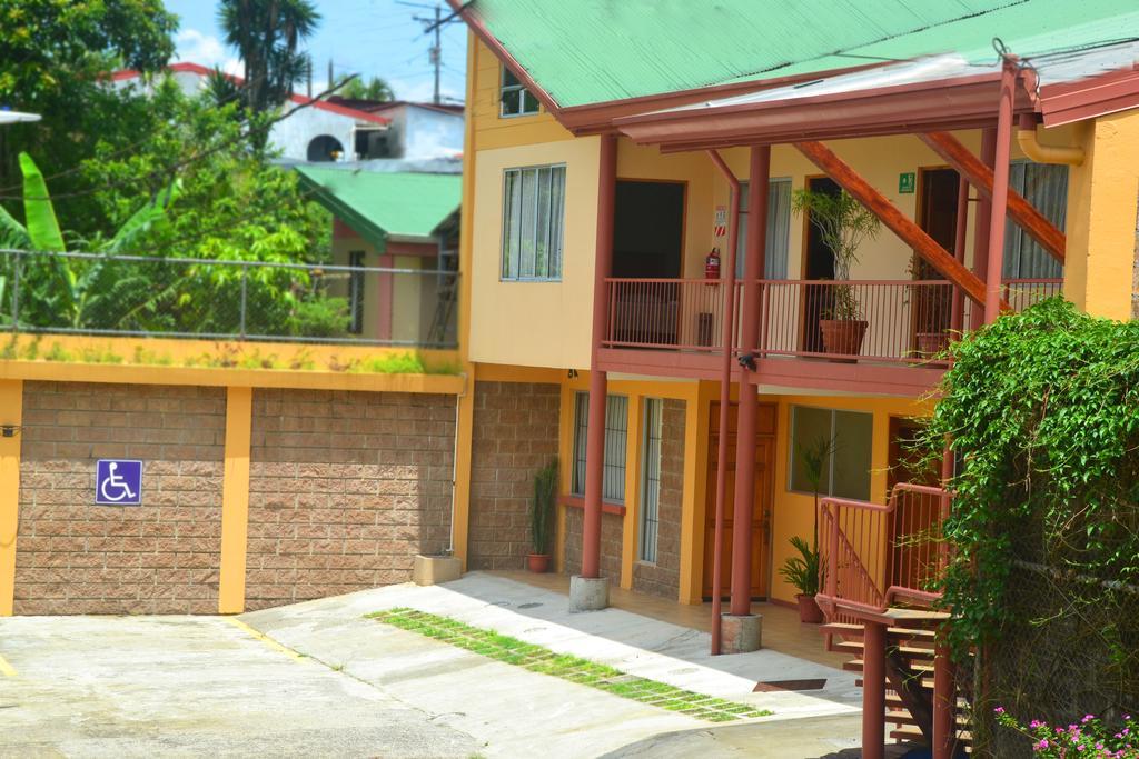 Hotel La Villa Quesada  Extérieur photo